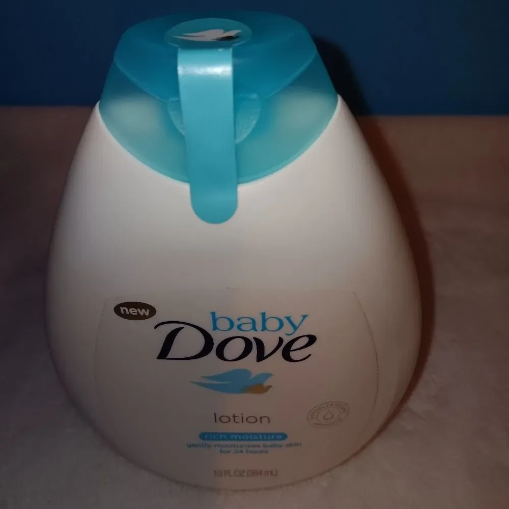 Baby Dove Hypoallergenic tip toe wash and lotion